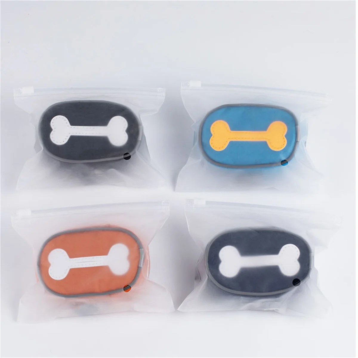 Dog Poop Bag Dispenser Poo Bag Holder For Dogs Walking Multifunctional Dogs Garbage Bags Holder Dog Outdoor Toilet Bags Storage