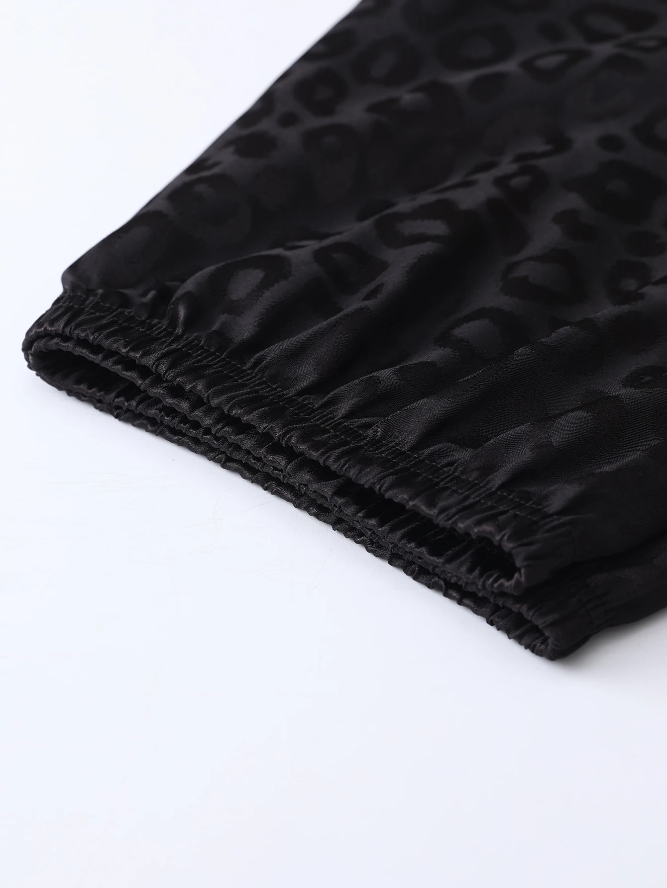 Men's pajamas short sleeved summer ice silk home clothing men's summer casual thin cardigan can be worn as a set home clothing