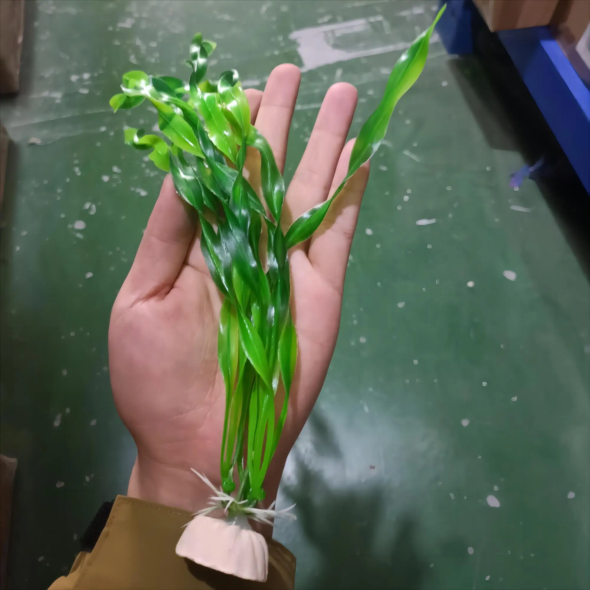 Plastic Aquarium Artificial Aquatic Plant Decoration Simulated Seaweed 3 Colors Underwater Decoration 1 Pc