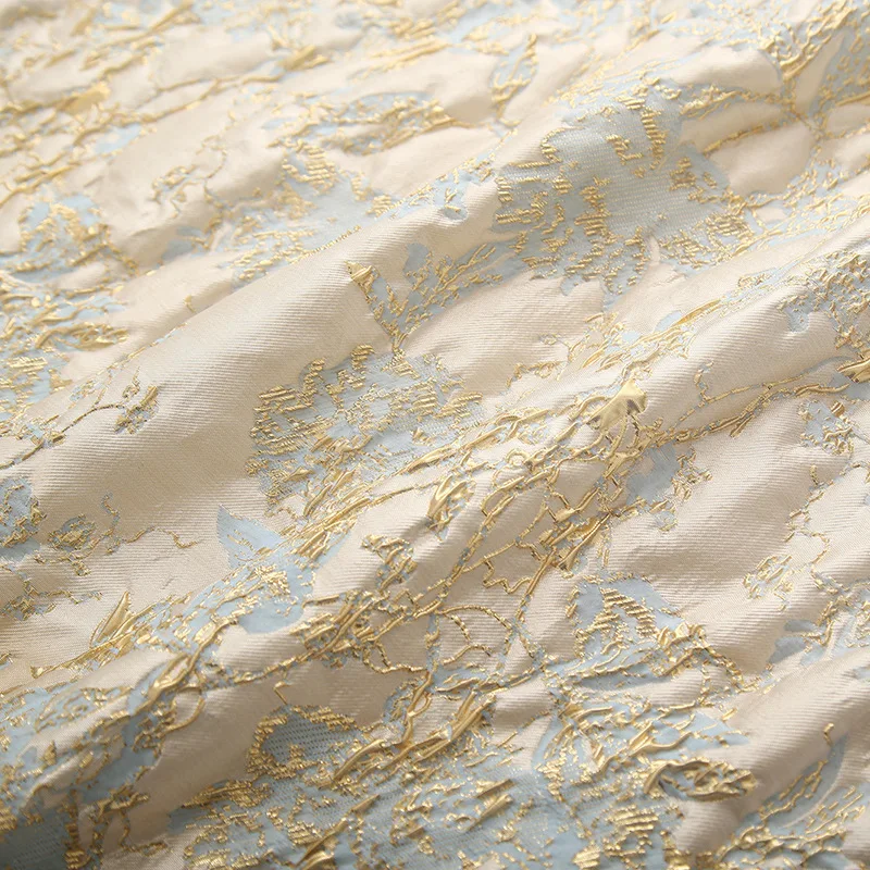 

Жаккардовая ткань с крупными цветами и металлической золотой нитью, парча для изготовления платьев, ширина 145 см, продается измерителем