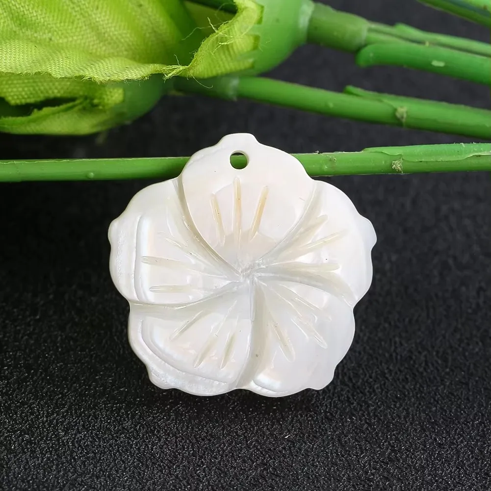 5pcs Natural Freshwater Shell Petal Pendant White MOP Flower Bead Charms DIY Jewelry Making Necklace Earrings Accessories