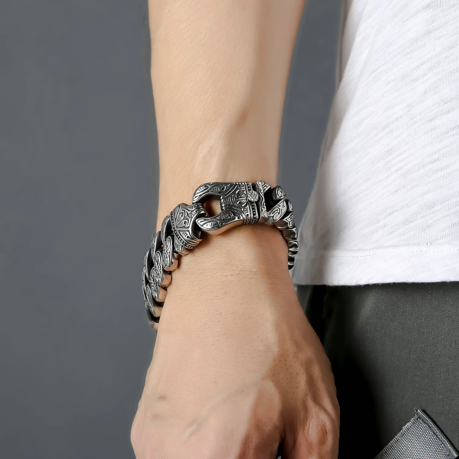 Buy Siroya Jewel SSS Silver Bracelet (Men) Size 2-10 Online at Best Prices  in India - JioMart.