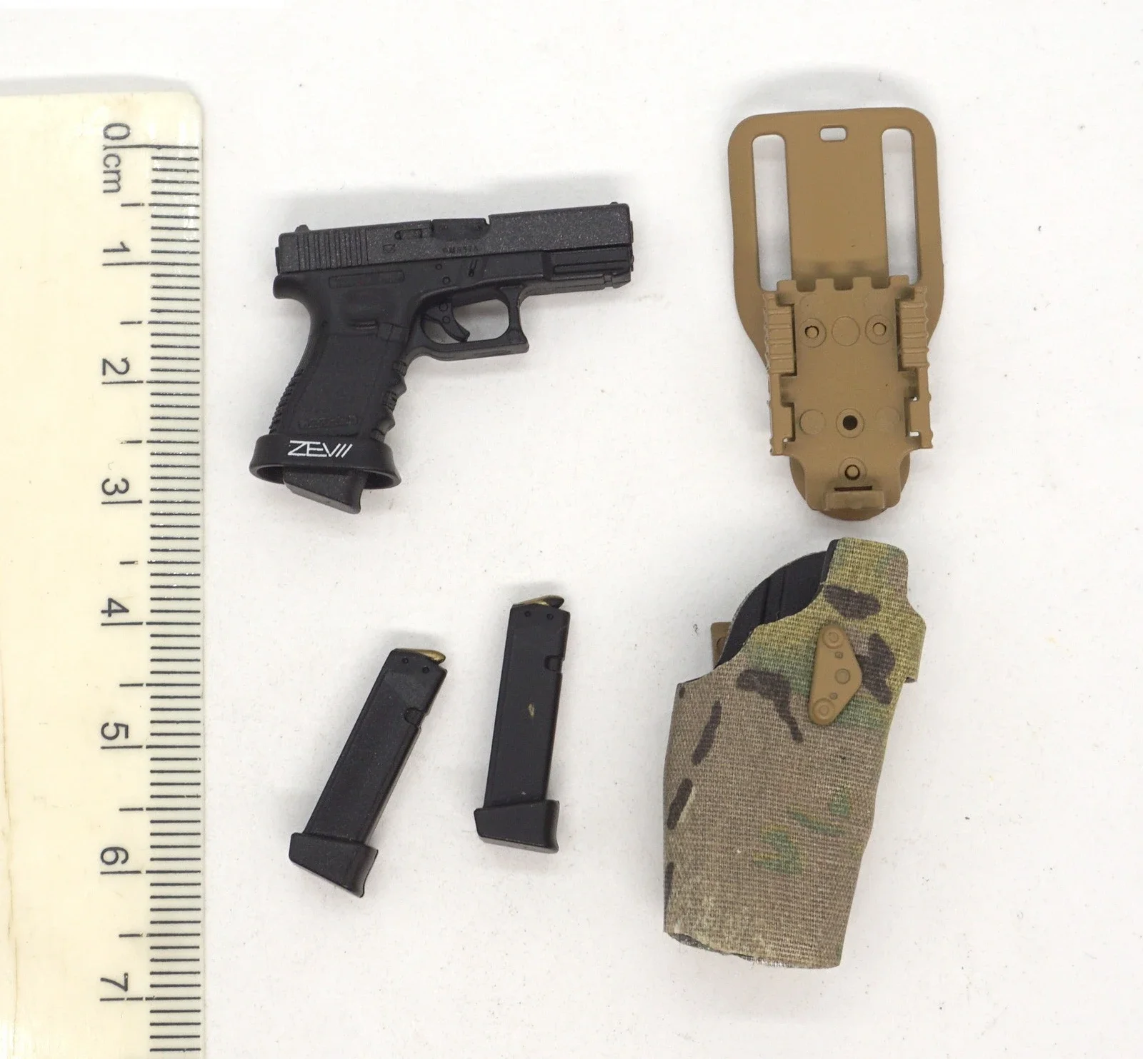 

EASY&SIMPLE 1/6 Scale ES 26061 Soldier Pistol Set Model for12''CAG Delta Force