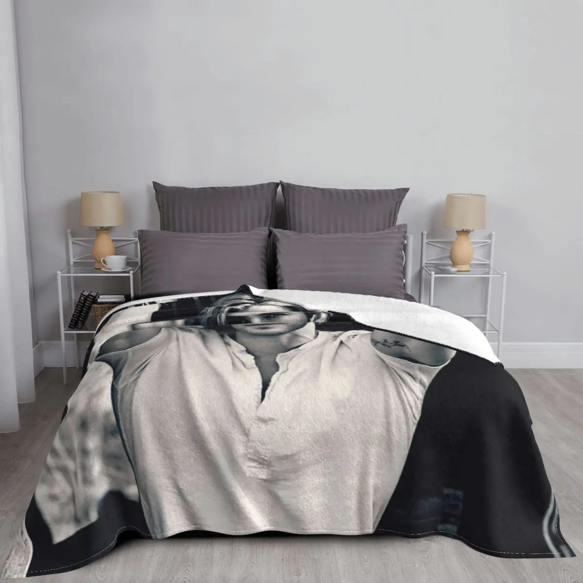 ũ���� Hworth ��� ���� Ŀ�� ���� �� ���� ���ΰ� ���� ����Ʈ ħ�� ��� �߿� �� ������ ����