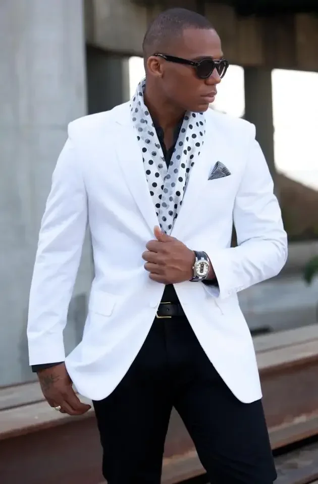 

White Wedding Suit For Men Black Pant Slim Fit 2 Piece Gentle Tuxedo Custom Groom Prom Blazer Terno Masculino Trajes Para Hombre