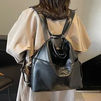 حقائب كتف نسائية لعام 2025 حقائب كتف نسائية فاخرة ذات سعة كبيرة حقيبة كروس عصرية 1