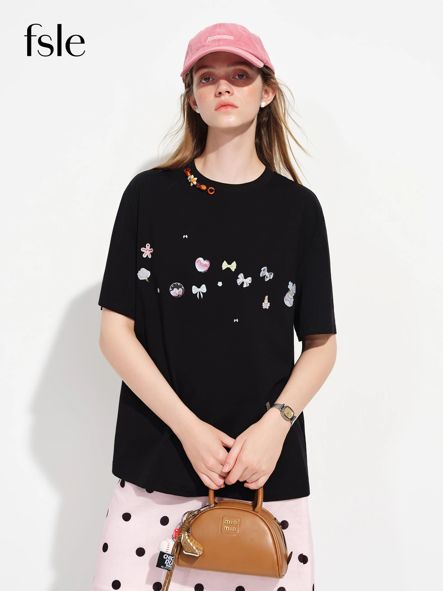 Camiseta Feminina Oversized de Manga Curta FSLE 2026 Primavera com Toque Gelado - Estilo Doce e Ousado com Estampa Gráfica Fofa para Uso Diário Casual