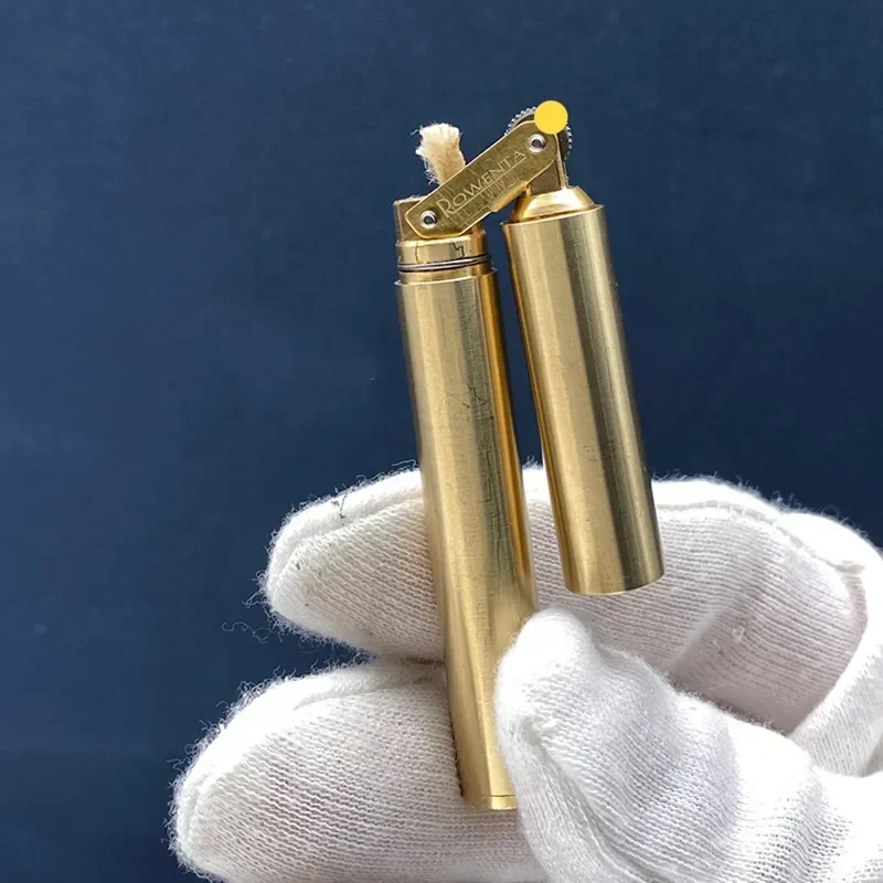 Рисунок 3 - Латунные керосиновые зажигалки Nunchakus
