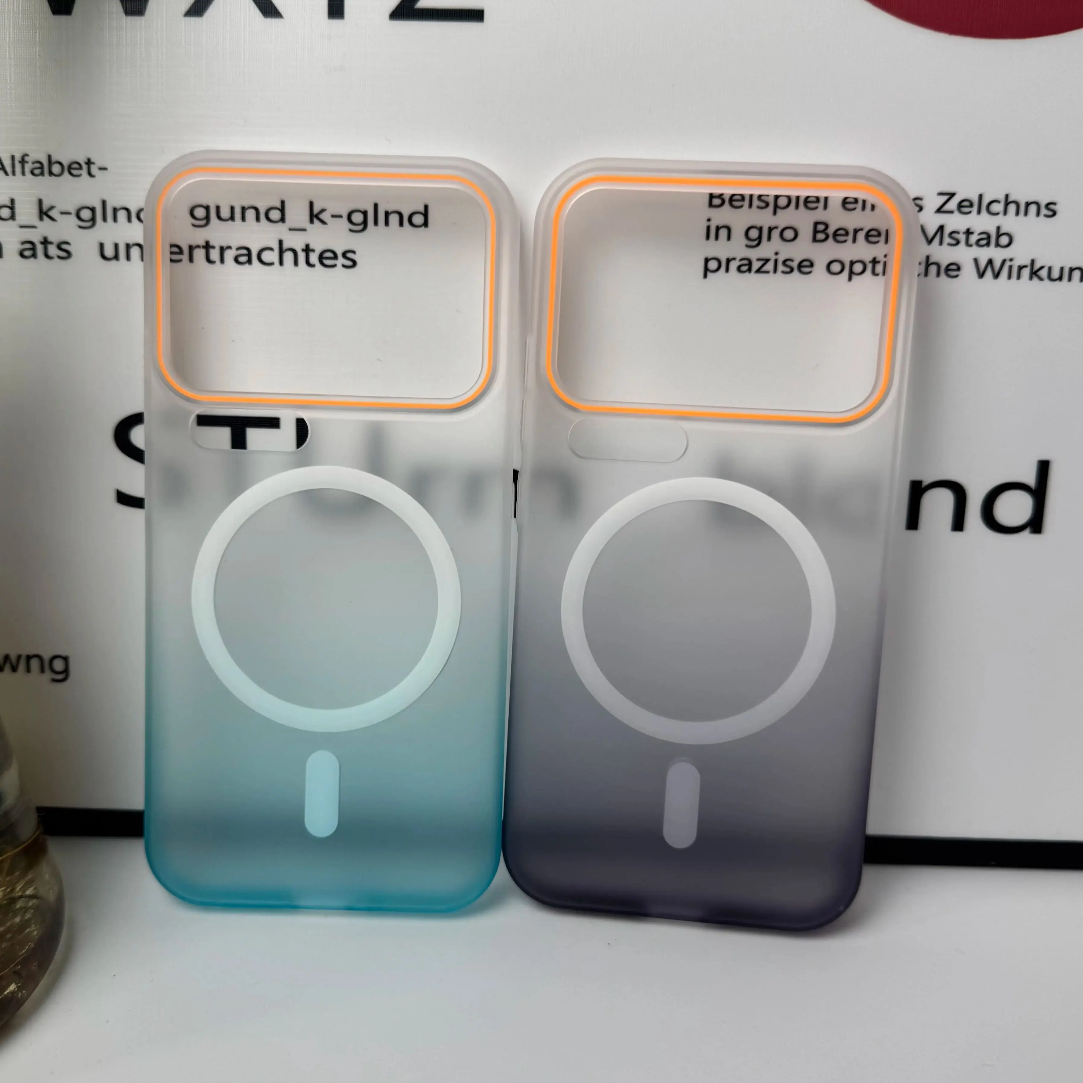 UltraThin Gradient Matte Clear Magnetic Case - Magsafe Compatible PC Armor Cover