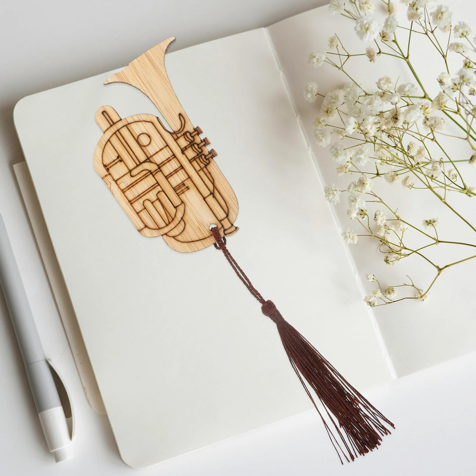 

4 Pcs Instrument Bookmarks Graduation Gifts Tuba Shape Tuba Modeling Tuba Shape Book Markers Decorative with Tassel Bulk for
