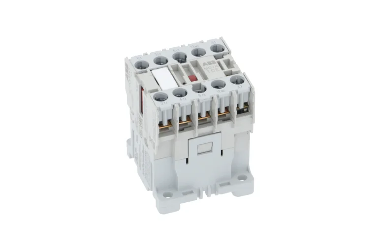

CO01 AEG LS07 10E MINI RELAY CONTACTOR 230V COIL 3xNO 1xNO AUXILLARY RATED 16A
