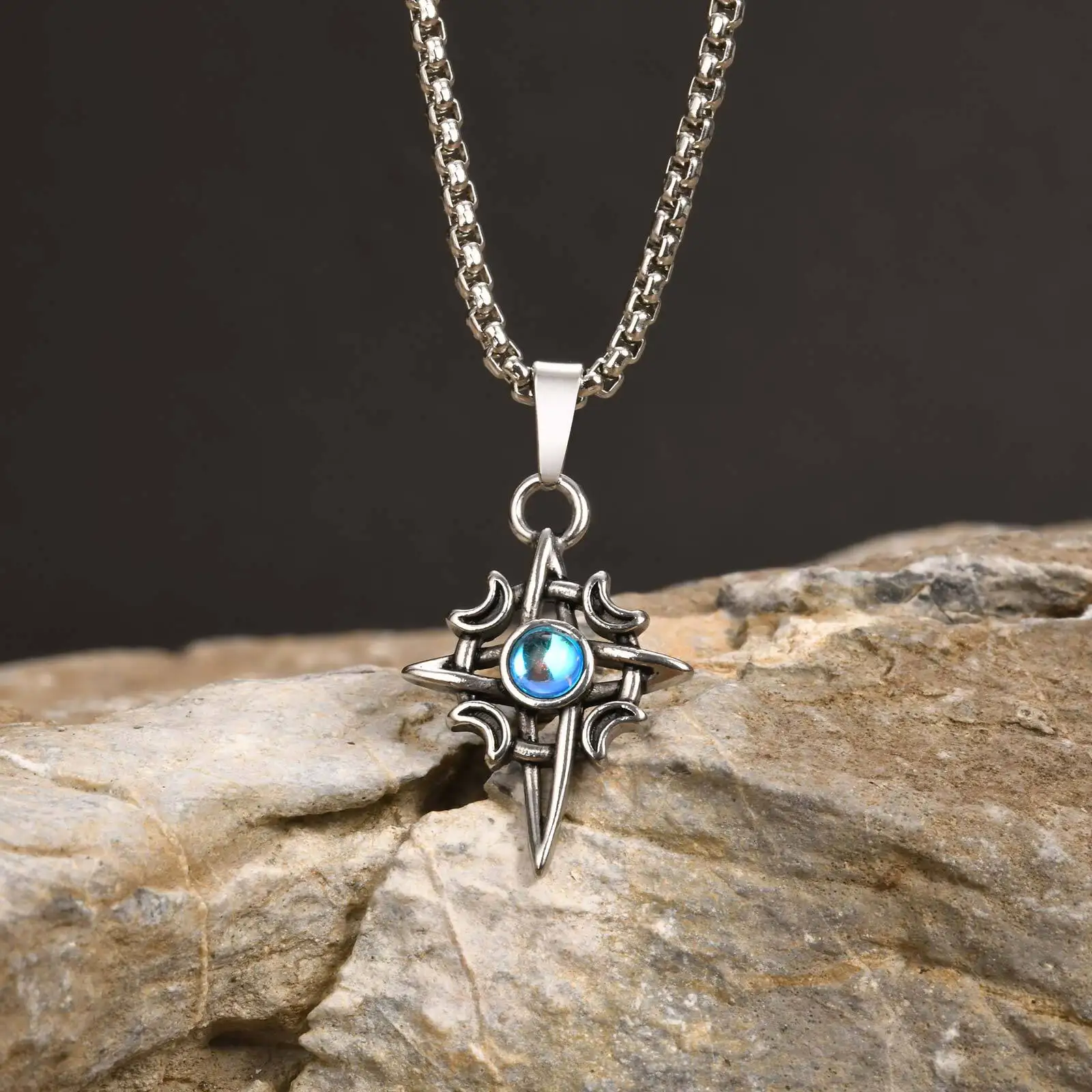 Mondstein-Anhänger-Halsketten für Männer und Jungen, Wikinger-Halskette aus Edelstahl mit keltischem Knoten, stilvoller Amulett-Schmuck, Geschenk für ihn