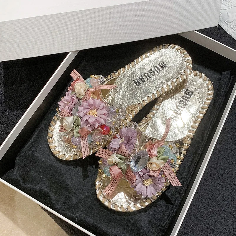 Summer Women Slippers New Style Flower Shining Face Wearing Slippers Casual Sandals Beach Shoes Fashion Women Shoes Sandals