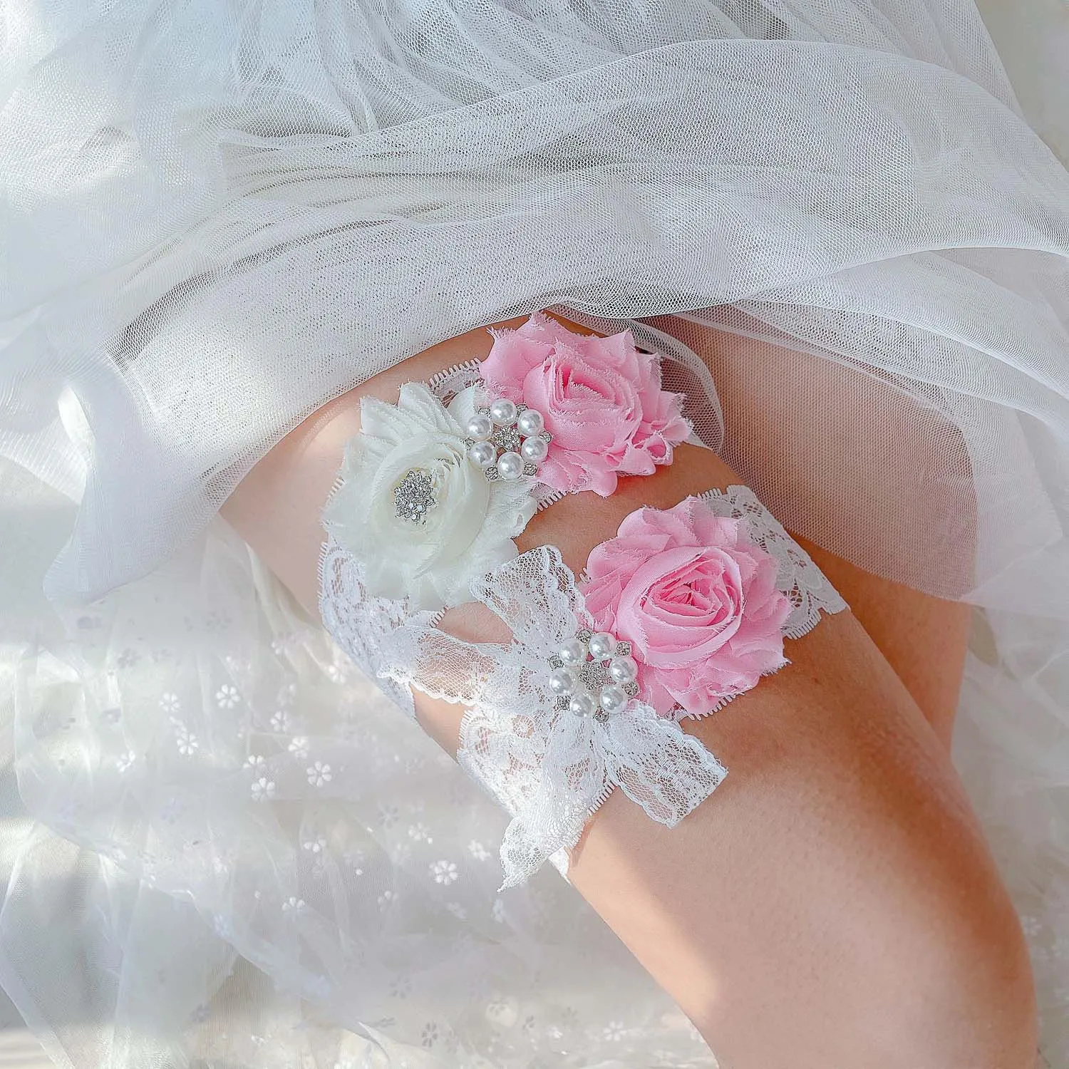 

Pink Handmade Flowers Lace Elastic Wedding Garter Set for Bride Party Bridal Leg Ring Loop Garters