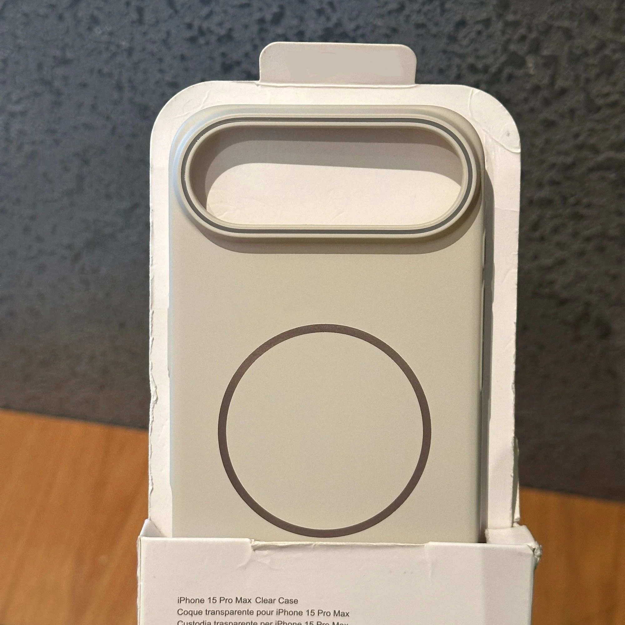 Luxury Magnetic Hard Case - Sleek Matte Finish