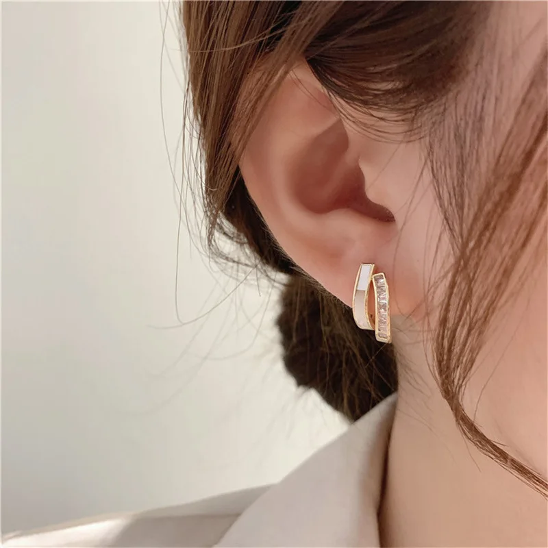 [韓国人気ジュエリー] CLASSIC Earcuff (１つ) マルチカラージュエル K18/K10イヤーカフ(片耳)・エマドットS