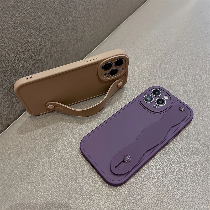 

Liquid Big Eyes Simple Superior Phone Case For iPhone 14 13 12 11 X XS XR XSMAX Wavy Wrist Strap Anti-fall Soft Protection Cover