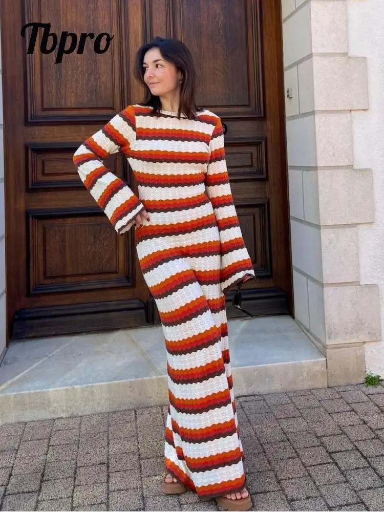 

Elegant Wave Striped Cotton Knitted Maxi Dress Women Fashion O-Neck Flared Sleeves Backless Dresses Female Beach Vacation Robe