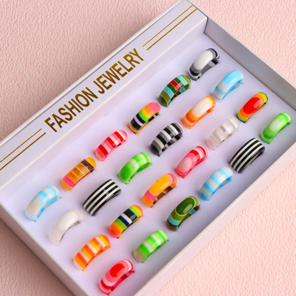 10/20 قطعة/الوحدة موضة جديدة جميلة متعدد الألوان الراتنج الطبيعي خواتم فتاة لطيف الحلو مضحك فنجر مجوهرات هدايا الحفلات نمط مختلط
