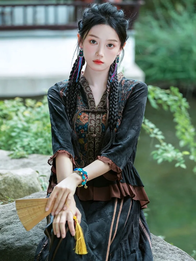 Ethnic Style Ancient Chinese Clothing Women's Embroidered Cardigan Contrast Color National Fashion