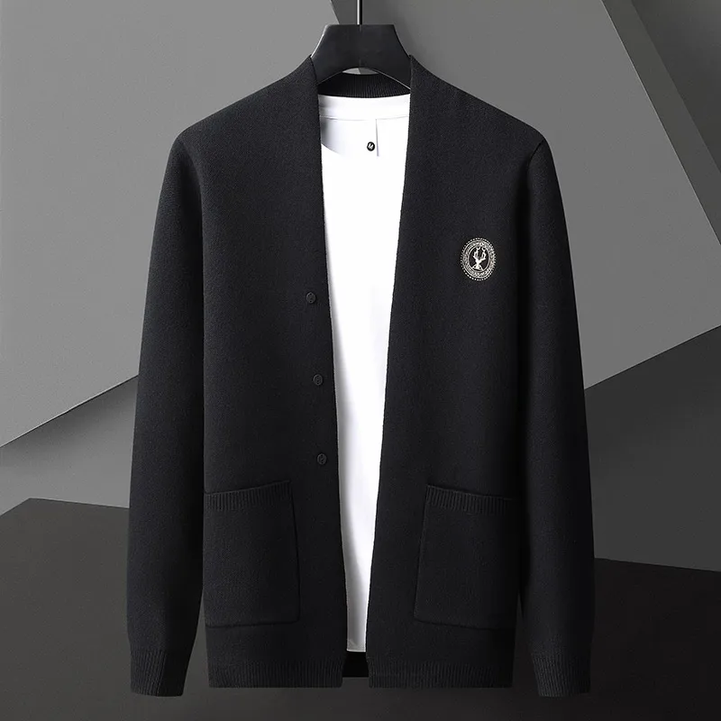 

High end brand men's knitted cardigan2023 spring and autumn new exquisite deer head embroidery fashion casual shawl sweater coat