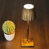 Lampe de bureau LED sans fil, commande tactile, Rechargeable par USB, 3 couleurs, gradation continue, lumières d'ambiance 3 Lampe de bureau LED sans fil, commande tactile, Rechargeable par USB, 3 couleurs, gradation continue, lumières d'ambiance 3