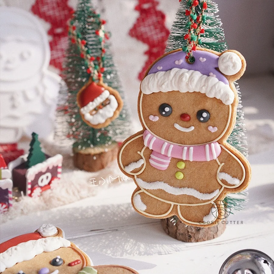Gingerbread Man Cutter 3
