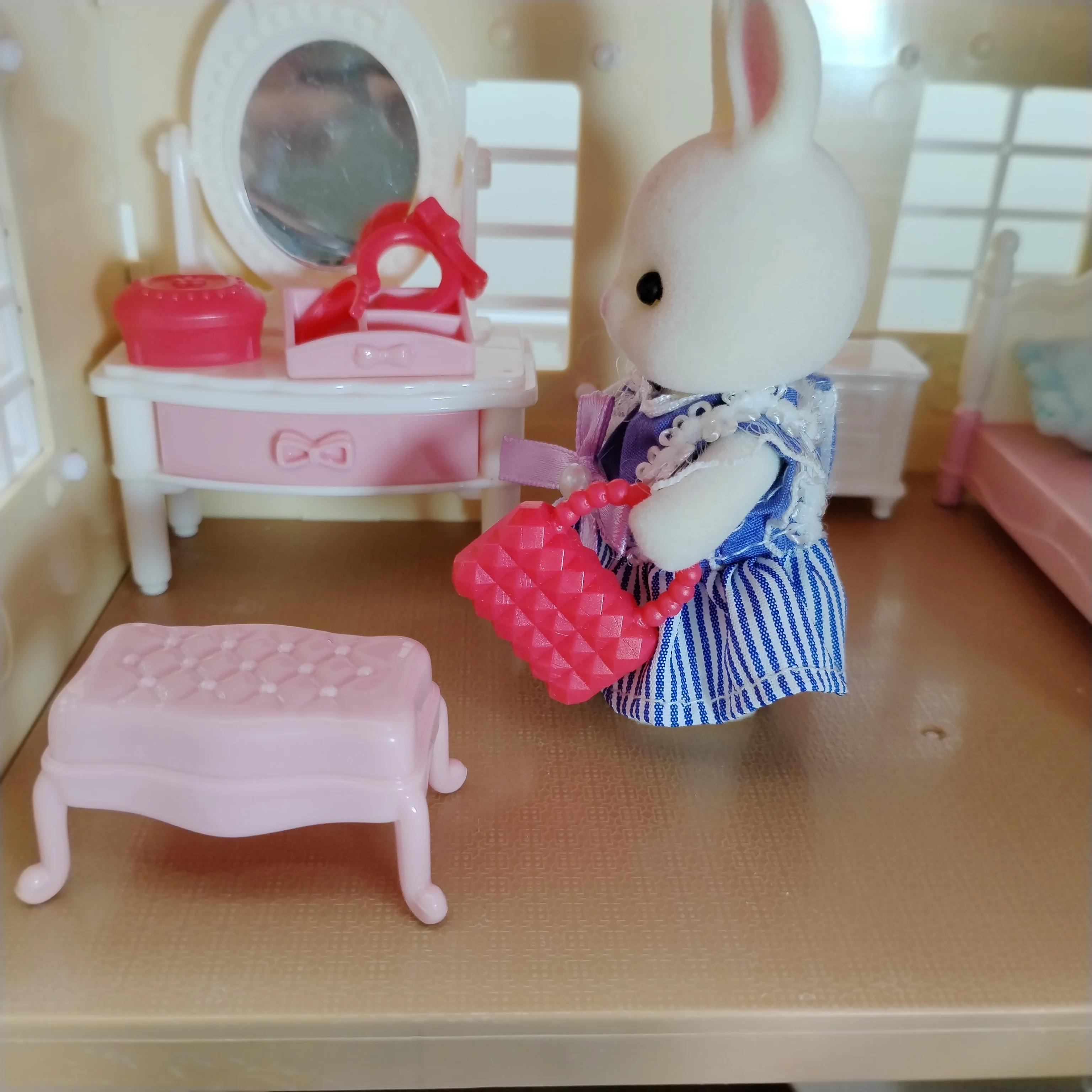 Toys For Kids Forest Family Two-story Dollhouse With Stair kitchen bathroom Miniaturas Accessories Furniture Animal Bunny Dolls 5