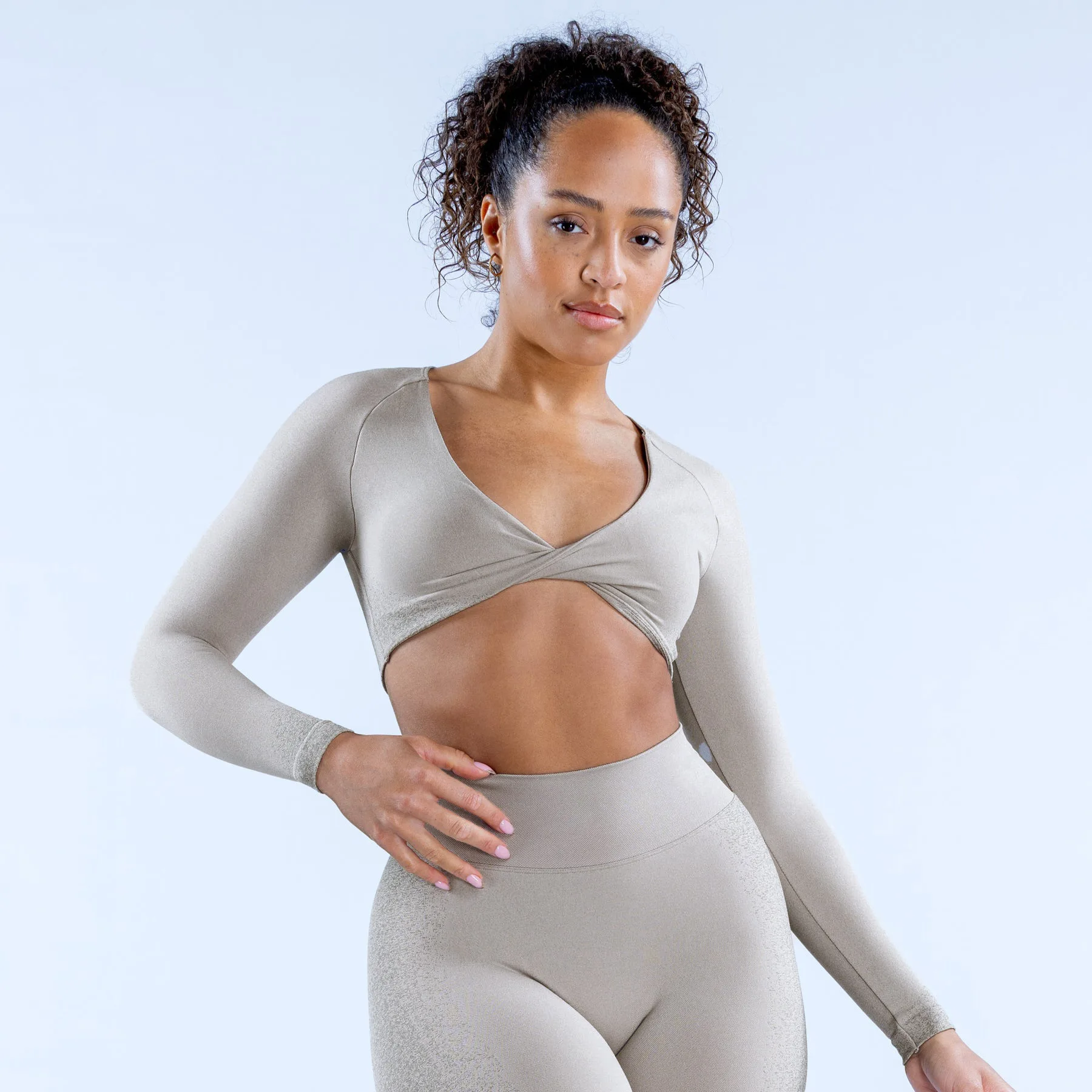 Yoga T-Shirt Ignite Twist Front Crop Top Long Sleeves Deep V Leaky Navel Sports Women Gym Clothes