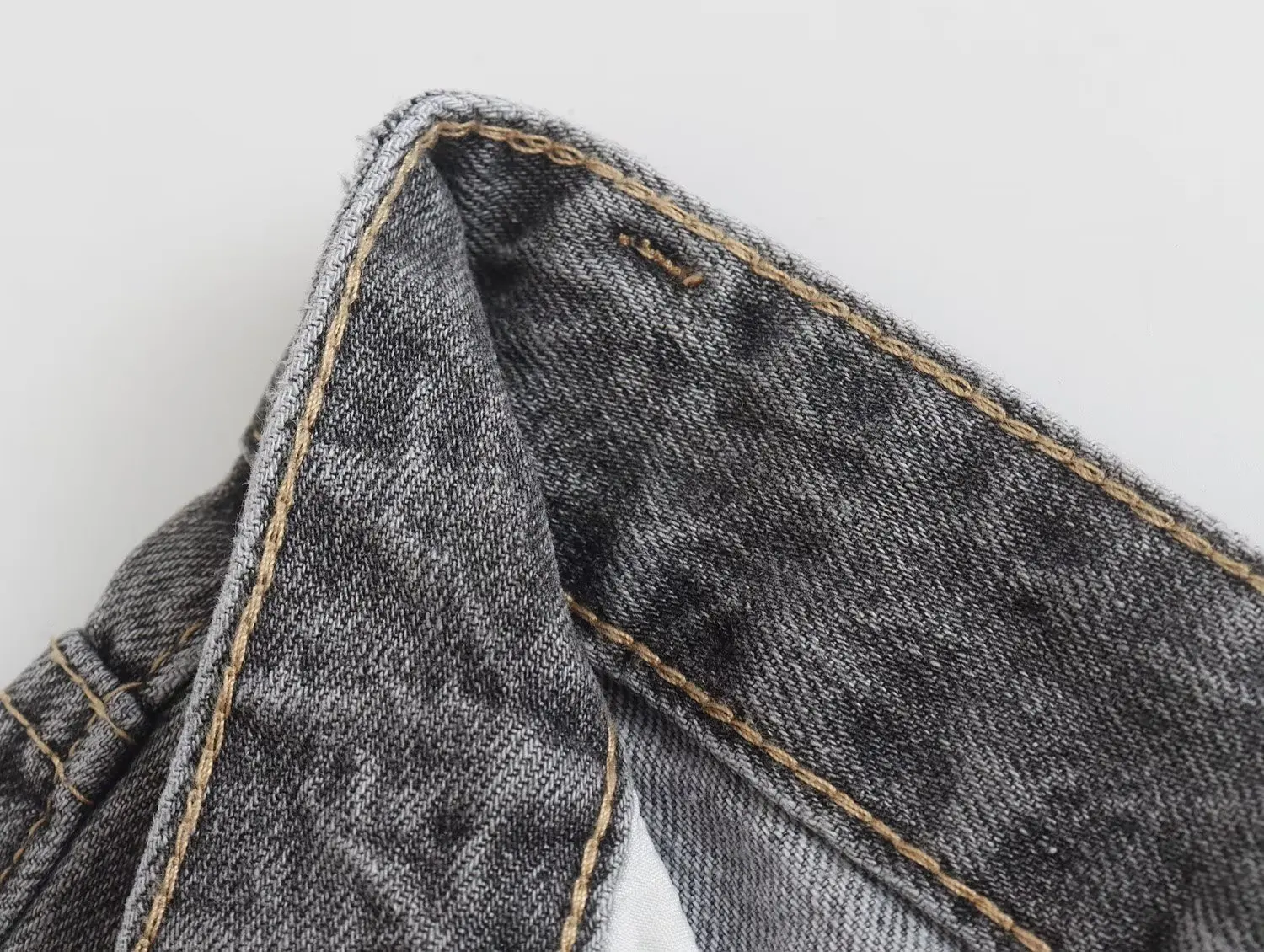 Maxdutti Summer Pure Cotton Girls High Street Shorts Women Frayed Distressed Denim Mom Fashion Casual Bermuda