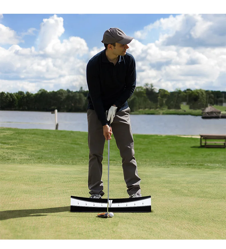Attrezzo per Allenamento Golf Indoor e Outdoor: Tappeto da Putting con Barra di Bilanciamento per Migliorare l'Arco del Golfer - immagine 6