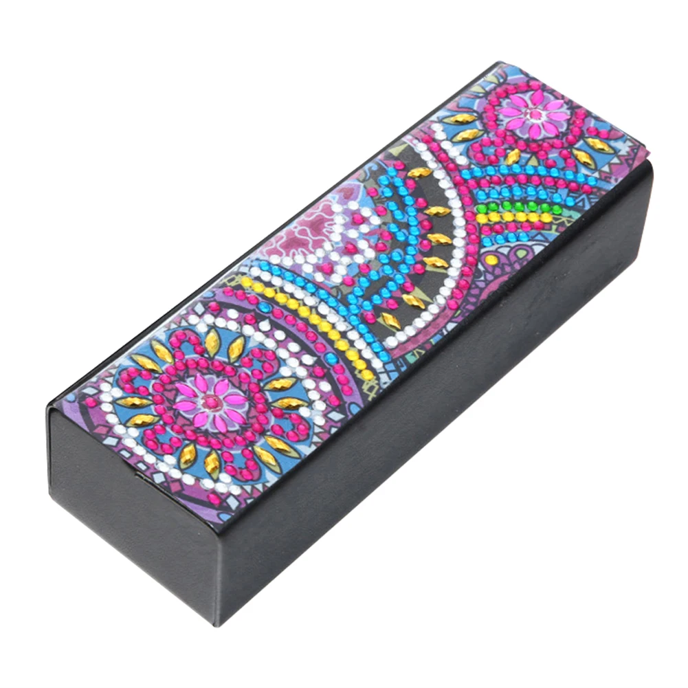 Description Picture 4 of itemDIY Diamond Painting Glasses Storage Box PU Leather Sunglasses Storage Case Special Shaped Diamond Craft Christmas Gifts