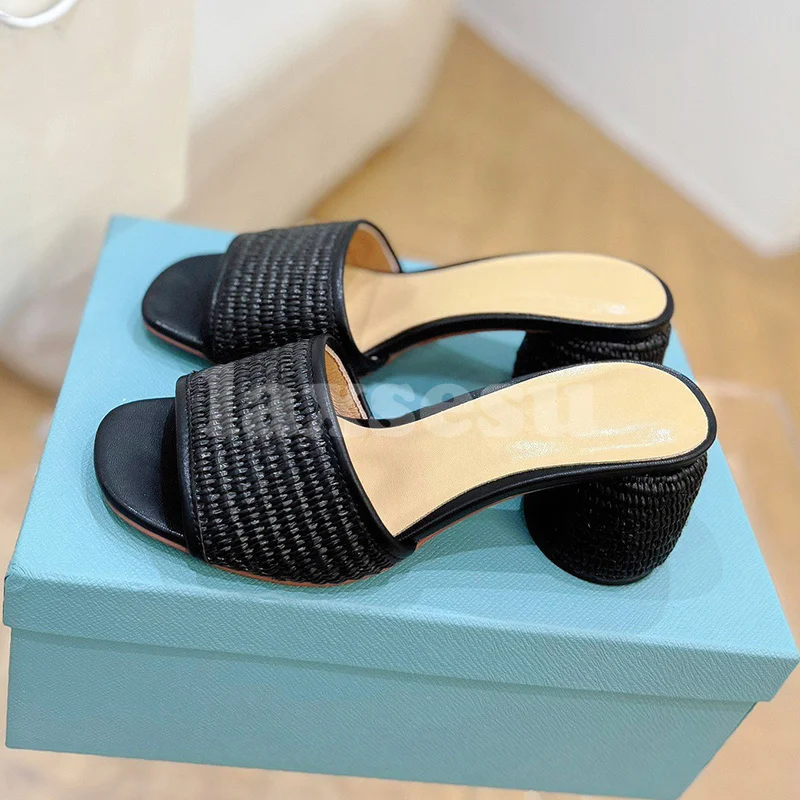 

Summer Walk Show 2024 New Style Female Slippers Open Toe Solid Colors Weave Upper Slippers Full Of Advanced Sense Lady Shoes