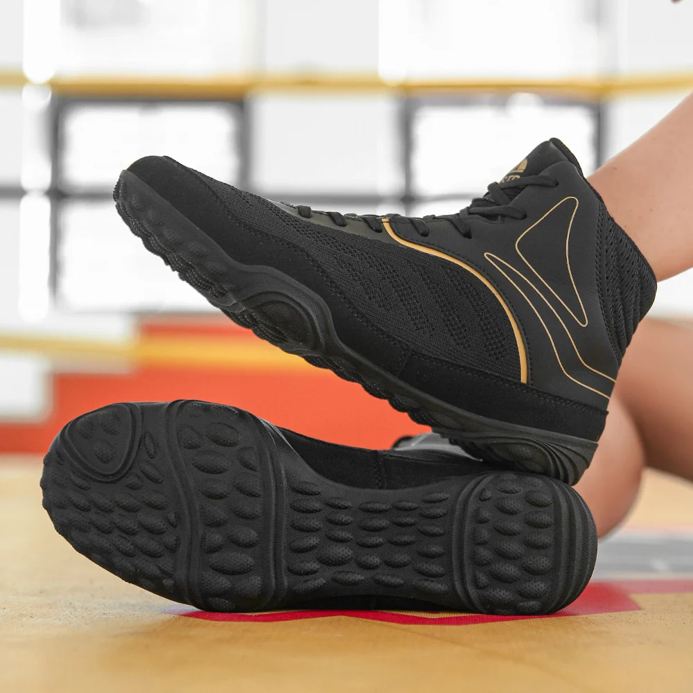 Men's Large Size Multicolor Wrestling Shoes Free Fighting Competition Boxing Shoes Lightweight Wearable Sneakers