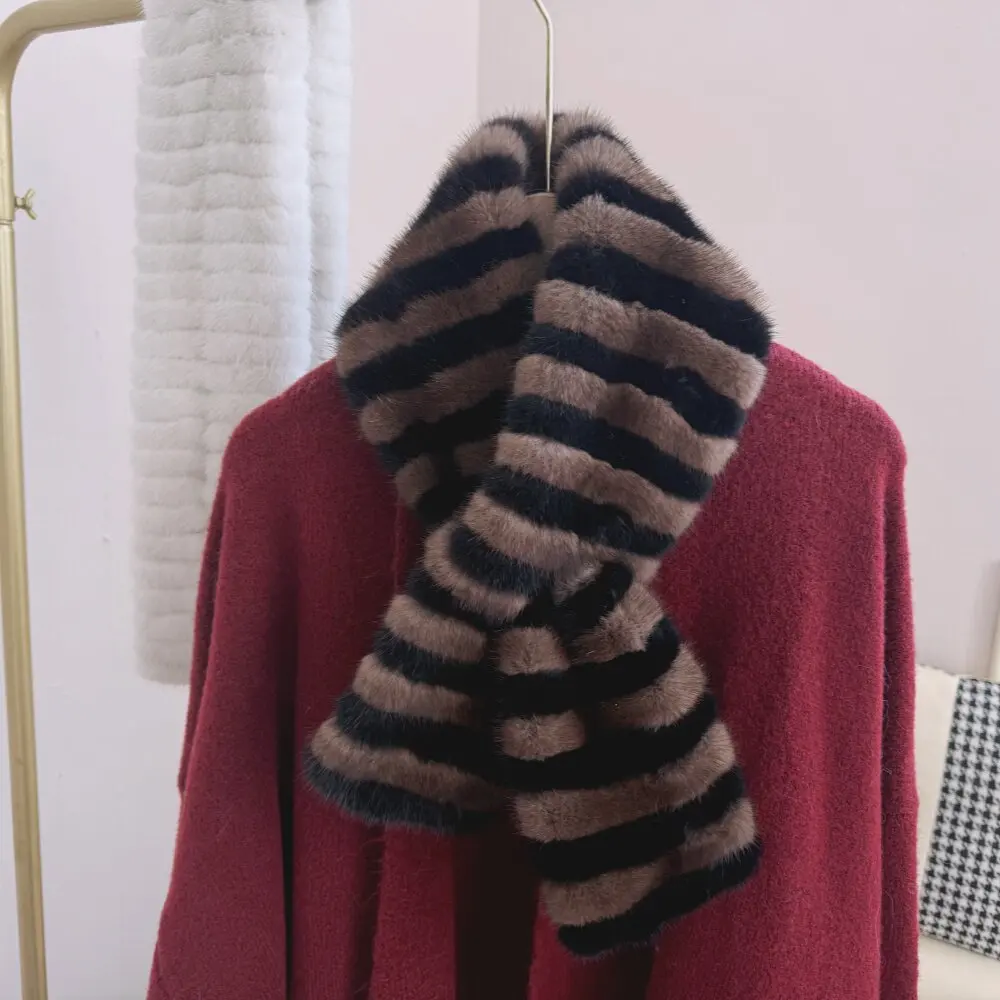 Neuer Luxuriöser Brauner Echter Nerzpelz-Schal für Damen, Doppelseitiger Langer Pelz-Halswärmer für Herbst und Winter, Stilvolles Vintage-Design – Detail 9