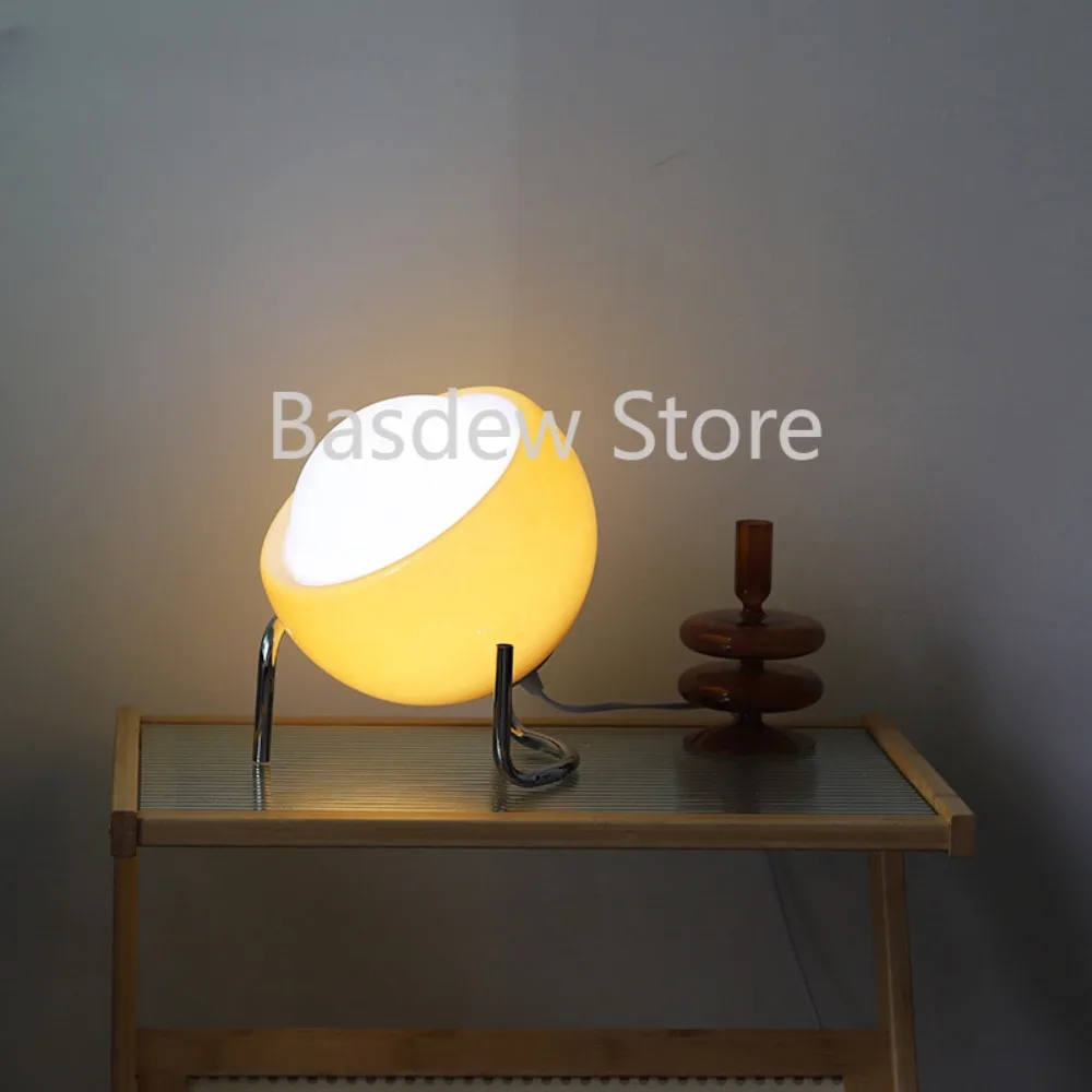 중고대 테이블 램프, 침실 머리맡 유리, 창의적인 장식 테이블 램프