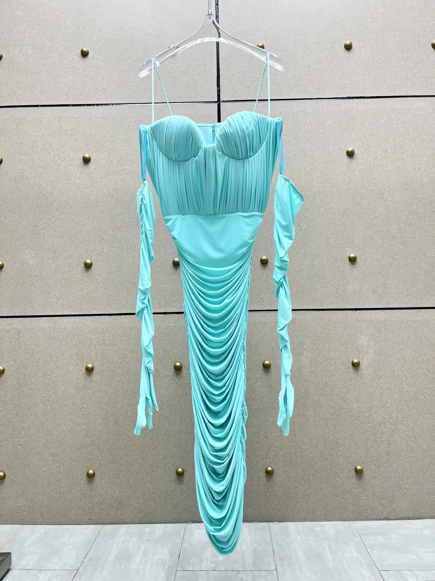 

2023Pleated Breast Wrap dress Dress Gloves two-piece set 5.25