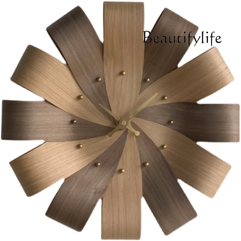 

Nordic Modern Light Luxury Wall Clock Creative Petal Clock Simple Fashion Living Room Decorative Clock