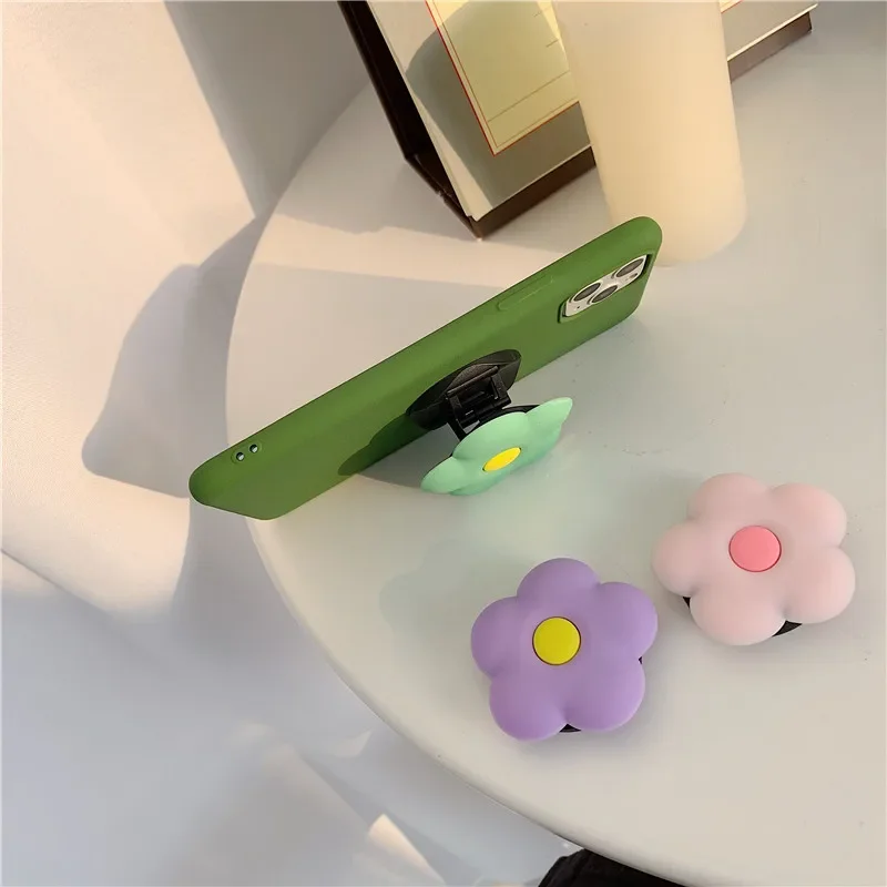 Adorable Cartoon Phone Holder Grip - Expanding Stand and Socket Pocket