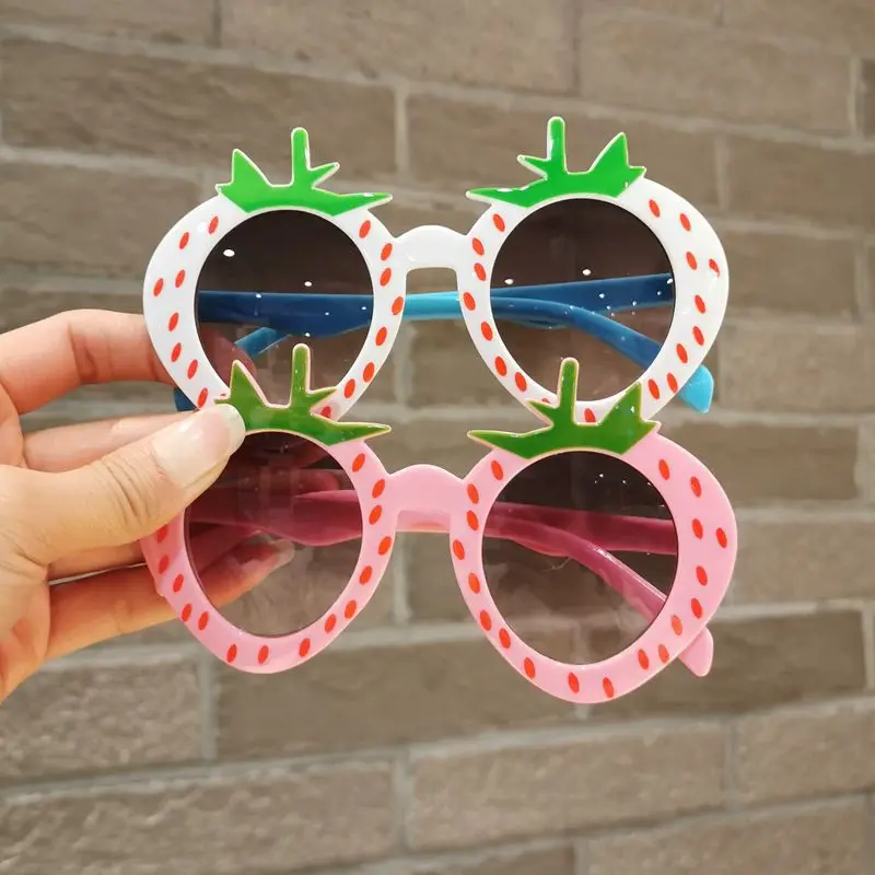 Cute Children's Glasses Cartoon Strawberry Sunglasses Boys/Girls Tide Eyeglasses Funny Party Photograph Prop Photograph Prop