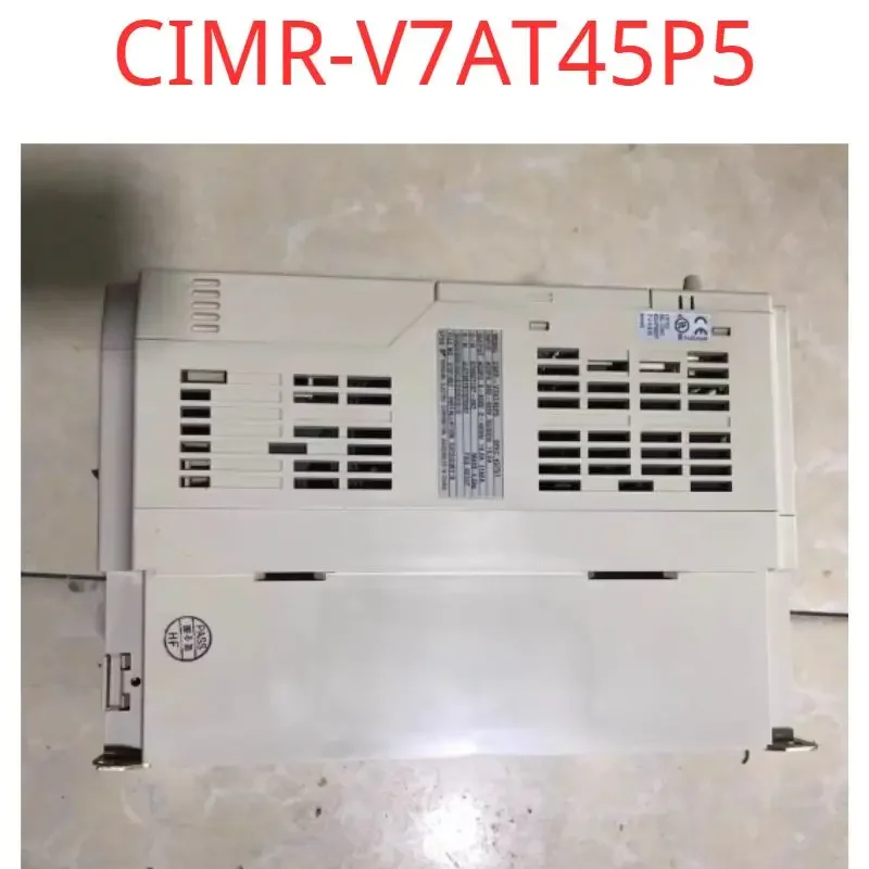 중고 테스트 OK 인버터 VS-606V7 CIMR-V7AT45P5 5.5kw 380V
