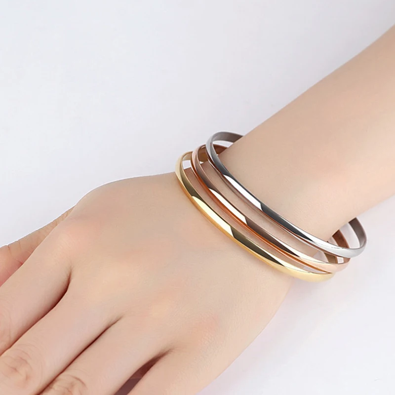 CHIEKO+  wave bangle  シルバー　ほぼ未使用 BANGLE / BRACELET｜CHIEKO+(チエコプラス)公式通販