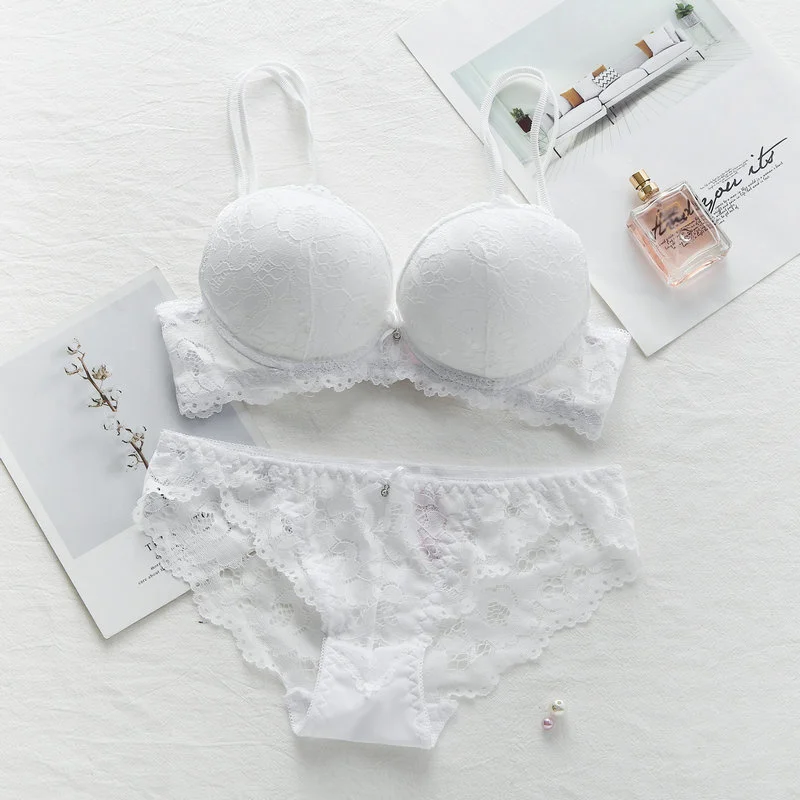 AB �� �ڼ� ���̽� �� Ǫ�þ� ���� �ӿ�, ������ ��� �긮�� ��Ʈ, �� Ŭ���� ������, ž, ����ǰ