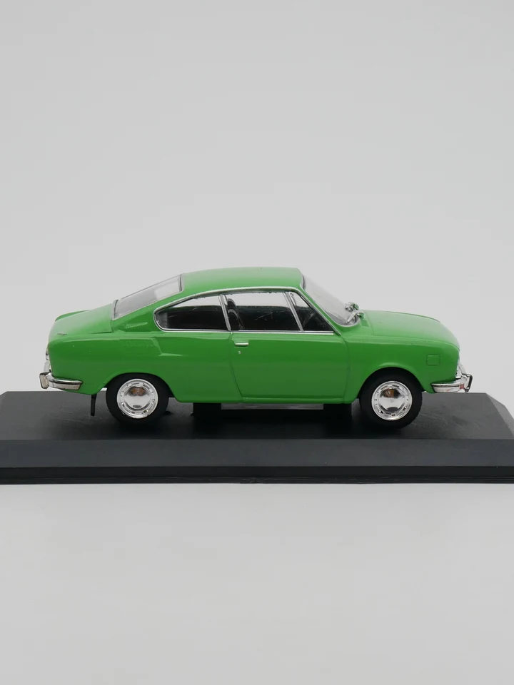 Abrex Škoda 110L 1/43 ミニカー　シュコダ　世界限定100台 Abrex Škoda 110L 限定版 1:43 シュコダミニカー世界100台（1/43