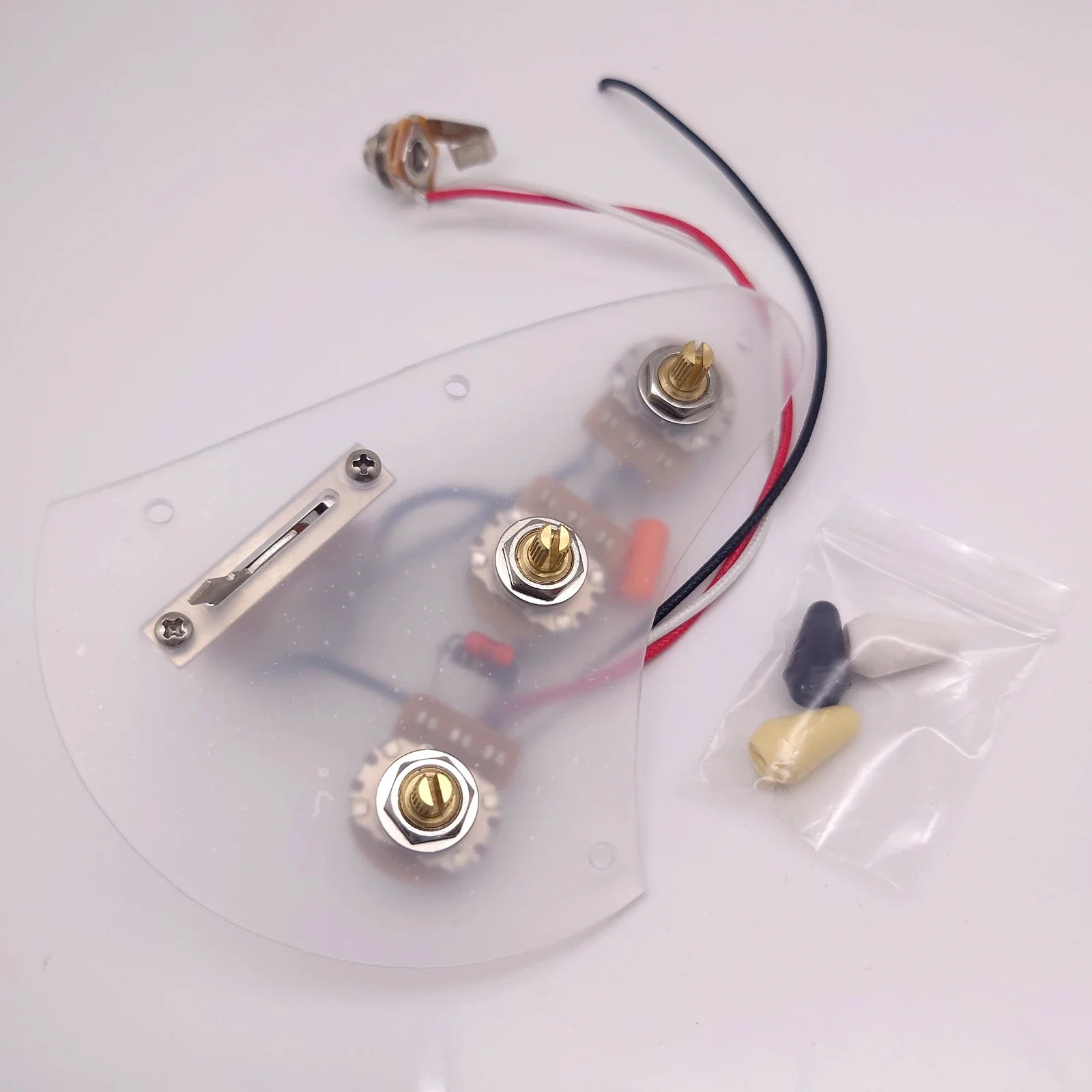 配線済みアクリルストラトキャスターピックガード、250k真ちゅう銅