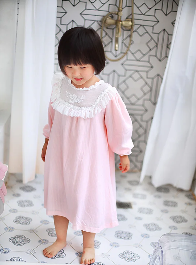 Children Girl's Lolita Dress Princess Sleepshirts Vintage V Neck Nightgowns.Victorian Toddler Kid's Nightdress Sleep Loungewear Sleepwear & Robes for baby Sleepwear & Robes