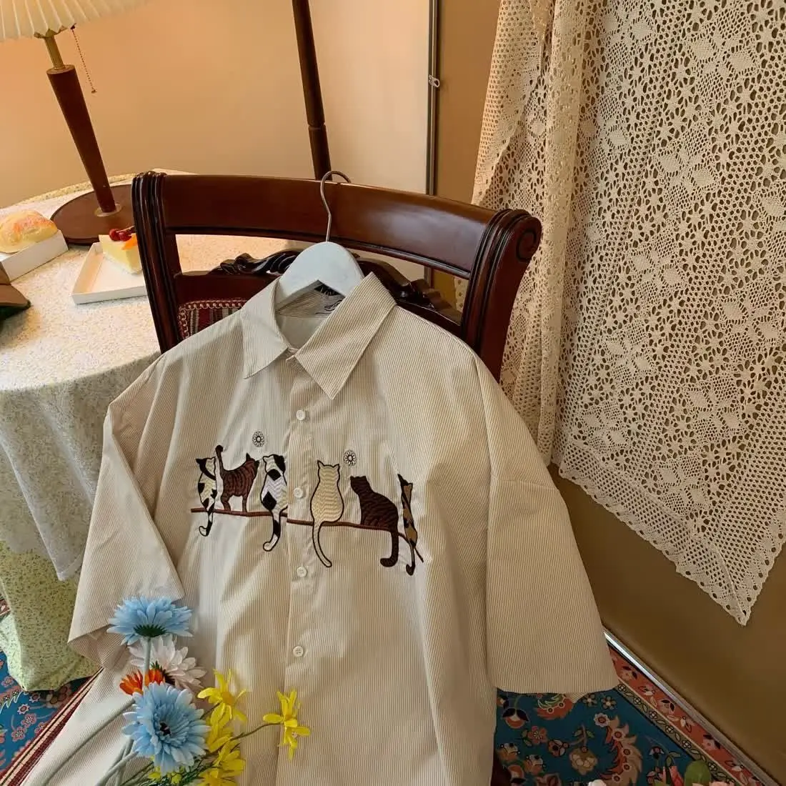 Striped short-sleeved shirt for men summer 2024 new loose style embroidered half-sleeved inner shirt for teenagers and couples