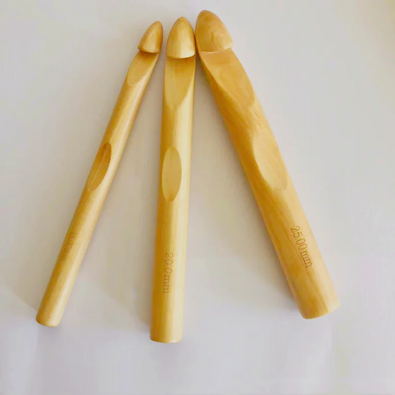 Jumbo Crochet Hooks Bamboo Includes Sizes 15mm, 20mm, 25mm FREE