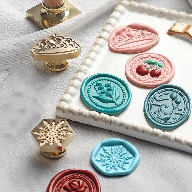 Description Picture 4 of itemZinc Alloy Embossed Fire-Painted Seal Sealing Wax Stamp Head Wax Seal Stamp For Envelopes Wedding Invitation Album Seal Stamp