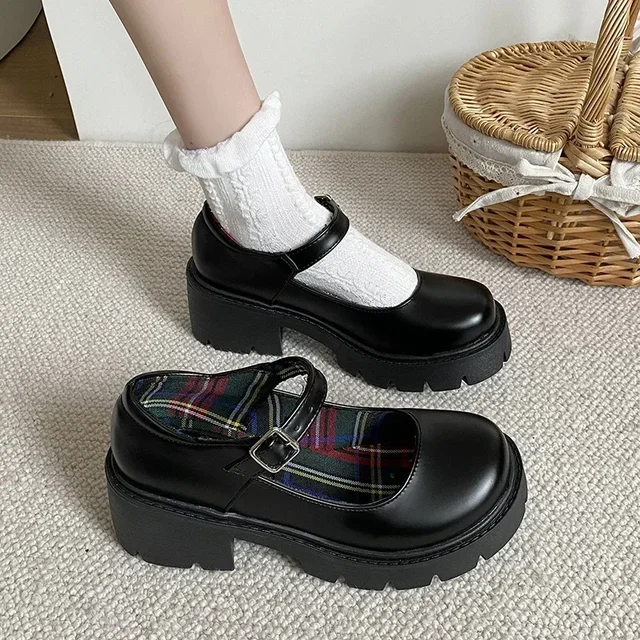 Aesthetic Chunky Patent Mary Jane Shoes